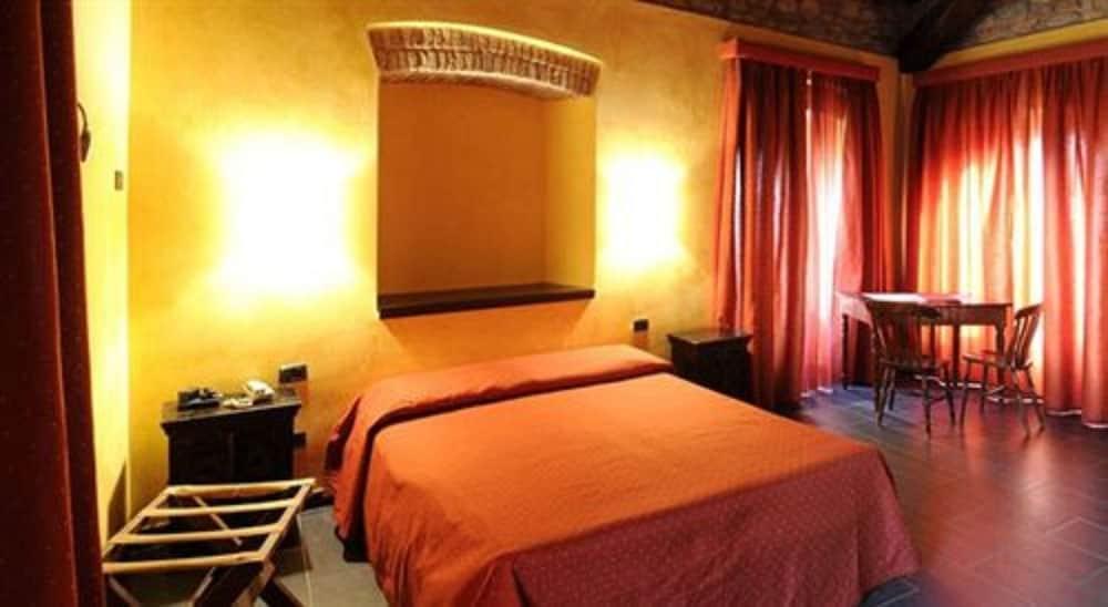 Relais & Spa Castello Di Casiglio Erba Eksteriør billede