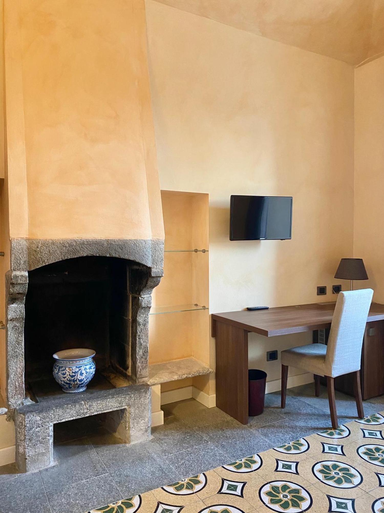 Relais & Spa Castello Di Casiglio Erba Værelse billede